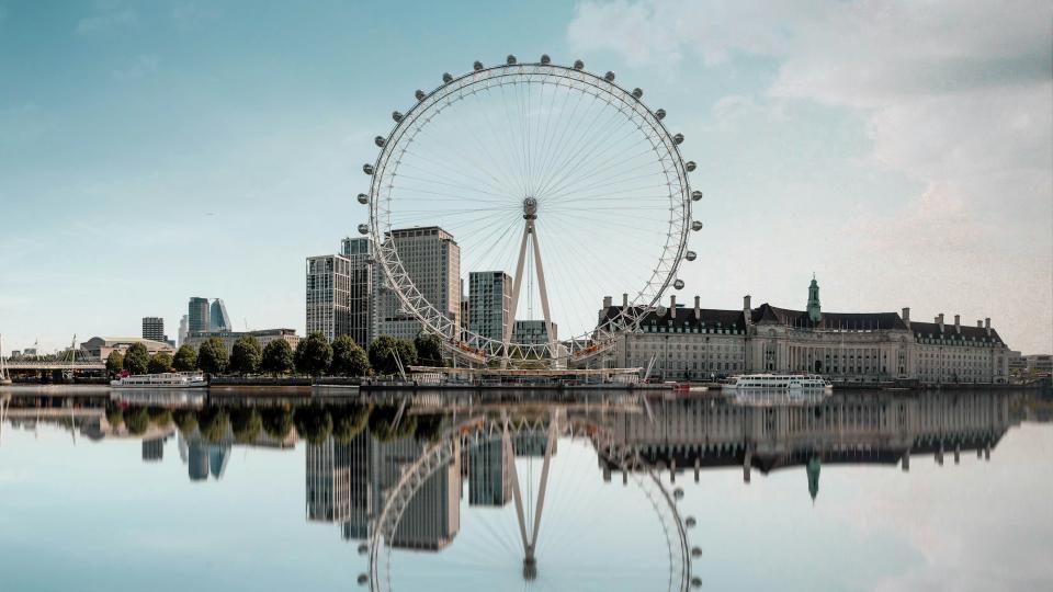 ggplot2 3.5.0: Introducing: coord_radial()